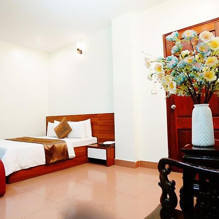 Ho Sen Xanh Hotel Hanoi Esterno foto