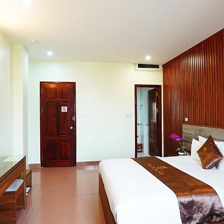 Ho Sen Xanh Hotel Hanoi Esterno foto