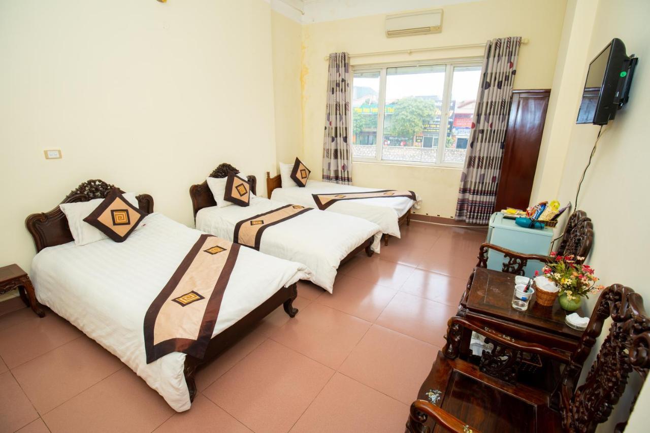 Ho Sen Xanh Hotel Hanoi Esterno foto