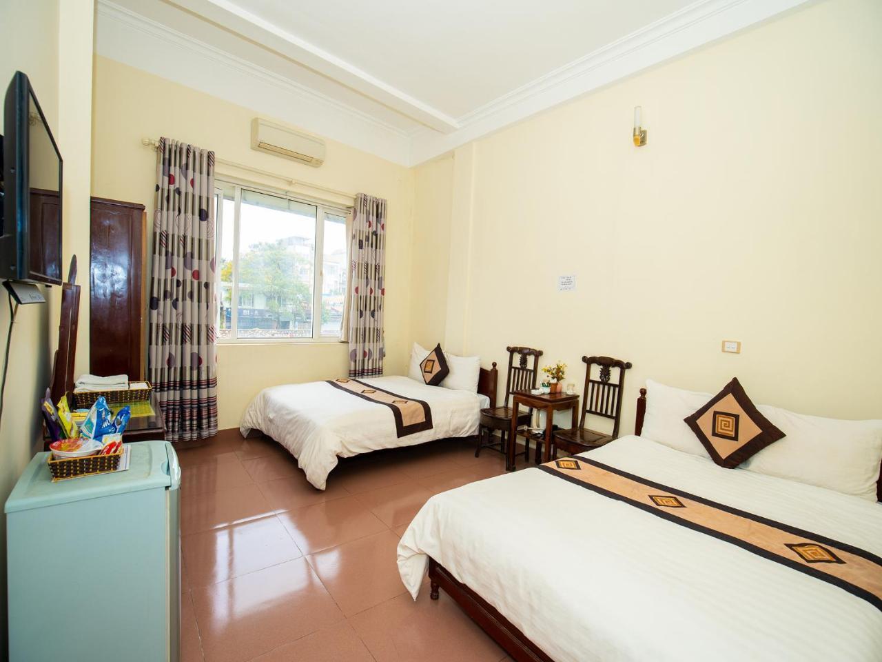 Ho Sen Xanh Hotel Hanoi Esterno foto